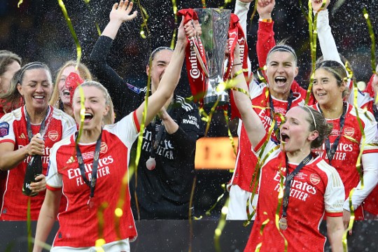 Arsenal vs Chelsea in Women's League Cup final