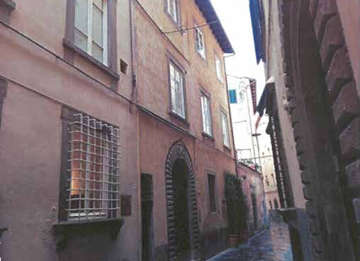 ALBERGO A LUCCA/CENTRO STORICO