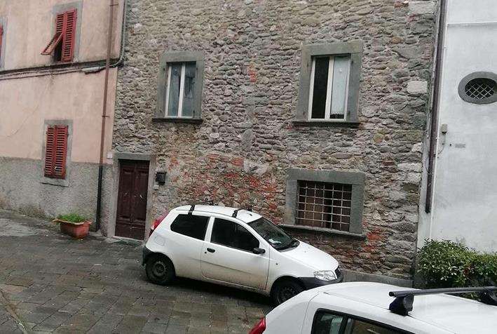 ABITAZIONE A SCHIERA BORGO A MOZZANO/ANCHIANO