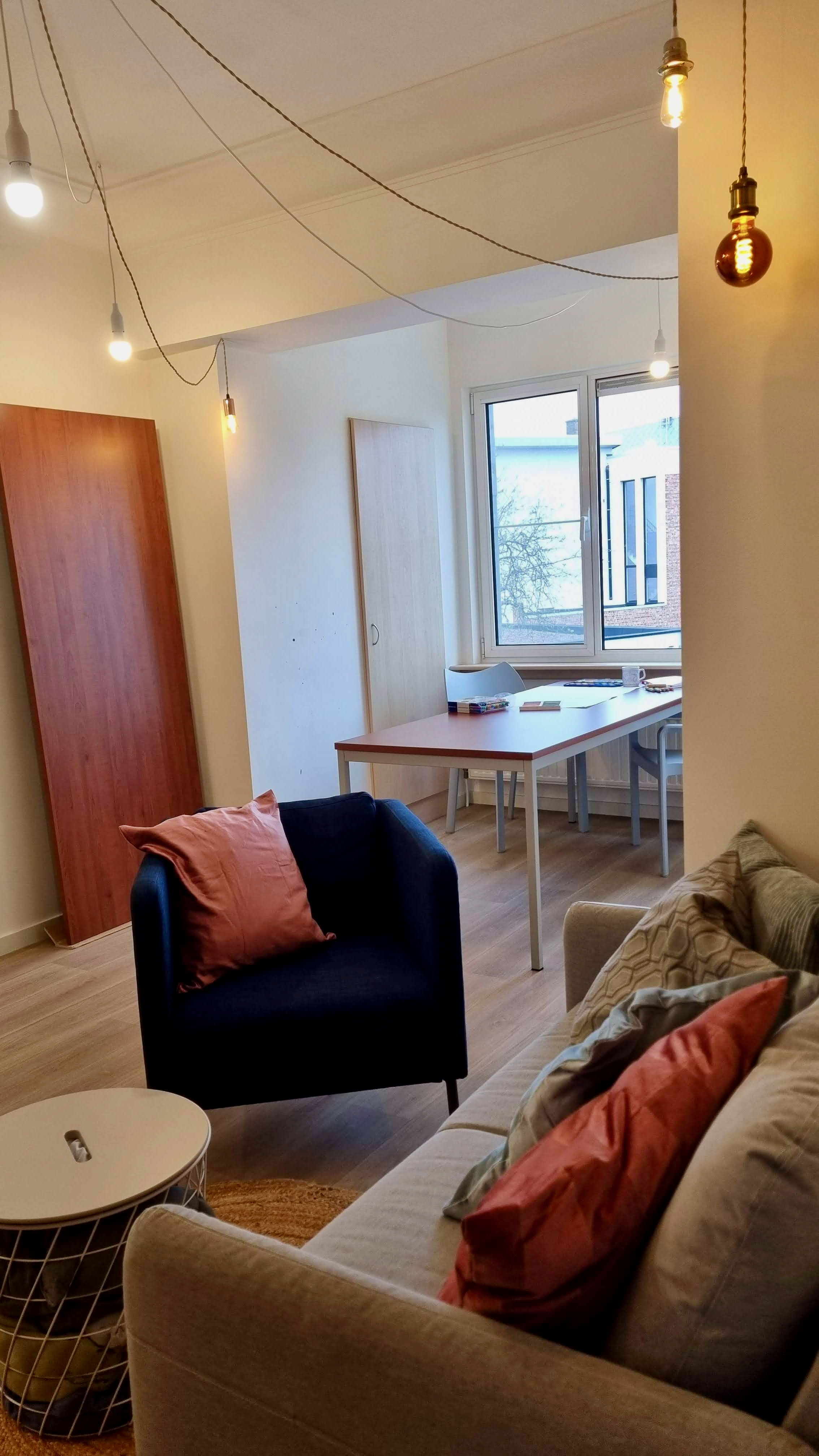 Praktijk-voor-creatieve-therapie-Atelier-Binnenstebuiten Het praktijkatelier van Atelier Binnenstebuiten, een zelfstandige praktijk voor creatieve therapie.