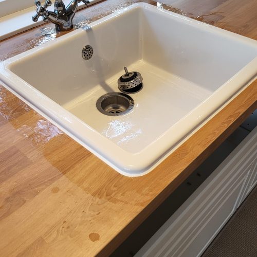 Gummifuge i køkken