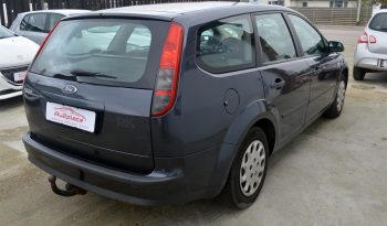 Ford Focus 1,6 Trend 5d full