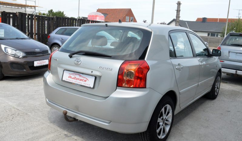 Toyota Corolla 1,6 Terra 5d full