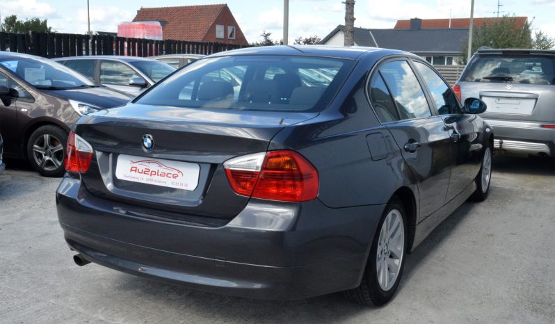 BMW 318i 2,0 4d full