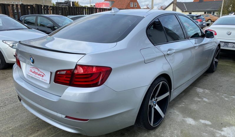 BMW 520d 2,0 aut. 4d full