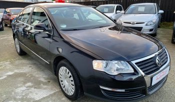 VW Passat 2,0 FSi Comfortline DSG 4d full