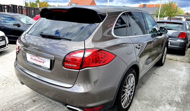 Porsche Cayenne 3,0D full