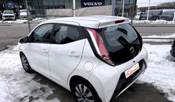 Toyota Aygo 1,0 VVT-i x-clusiv 5d full