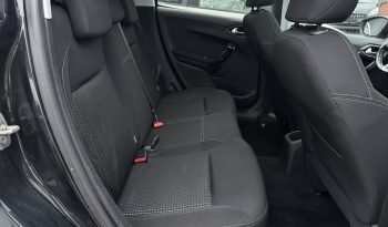 Peugeot 208 1,2 PureTech 82 Allure Sky 5d full