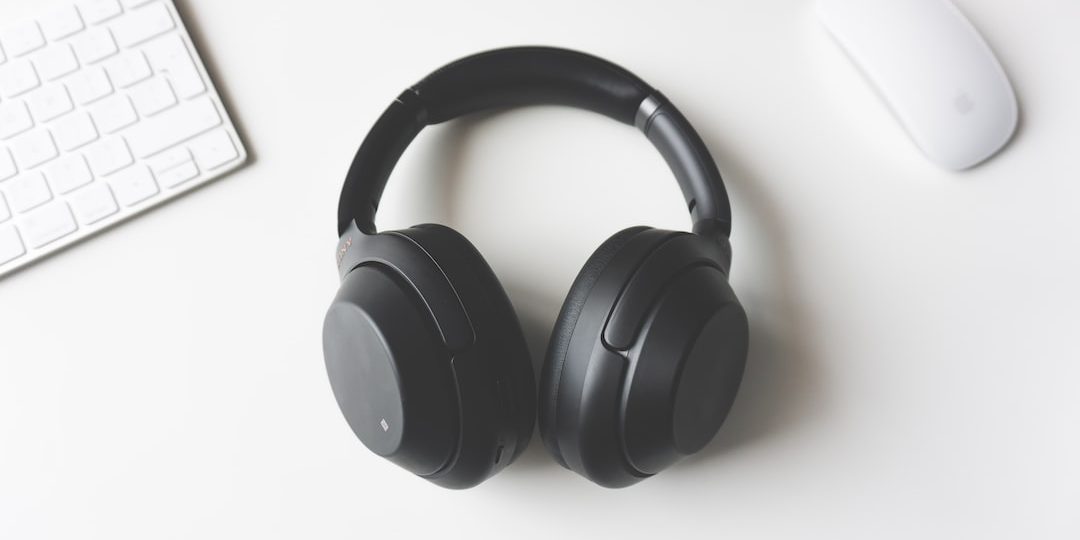 Sony WH-XB910N Svart: Trådlösa brusreducerande hörlurar med kraftfullt ljud