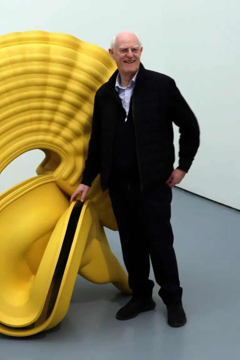 Read more about the article Tony Cragg: Please touch!
