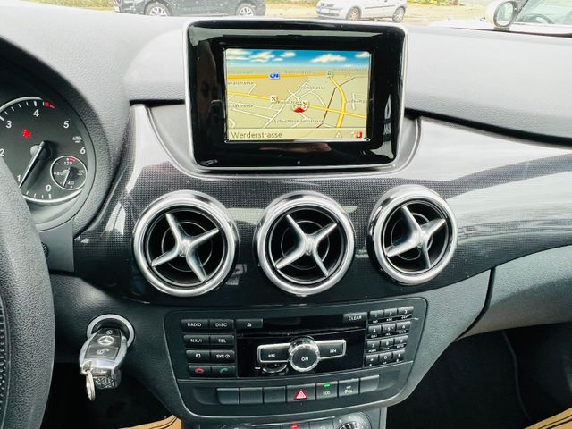 Mercedes-Benz B 180 CDI | NAVI | PANORAMA | AHK | PDC | 2.HD