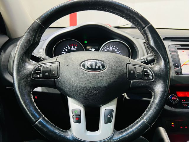 Kia Sportage 2.0 CRDi AWD Platinum AHK PANO NAVI 1HD