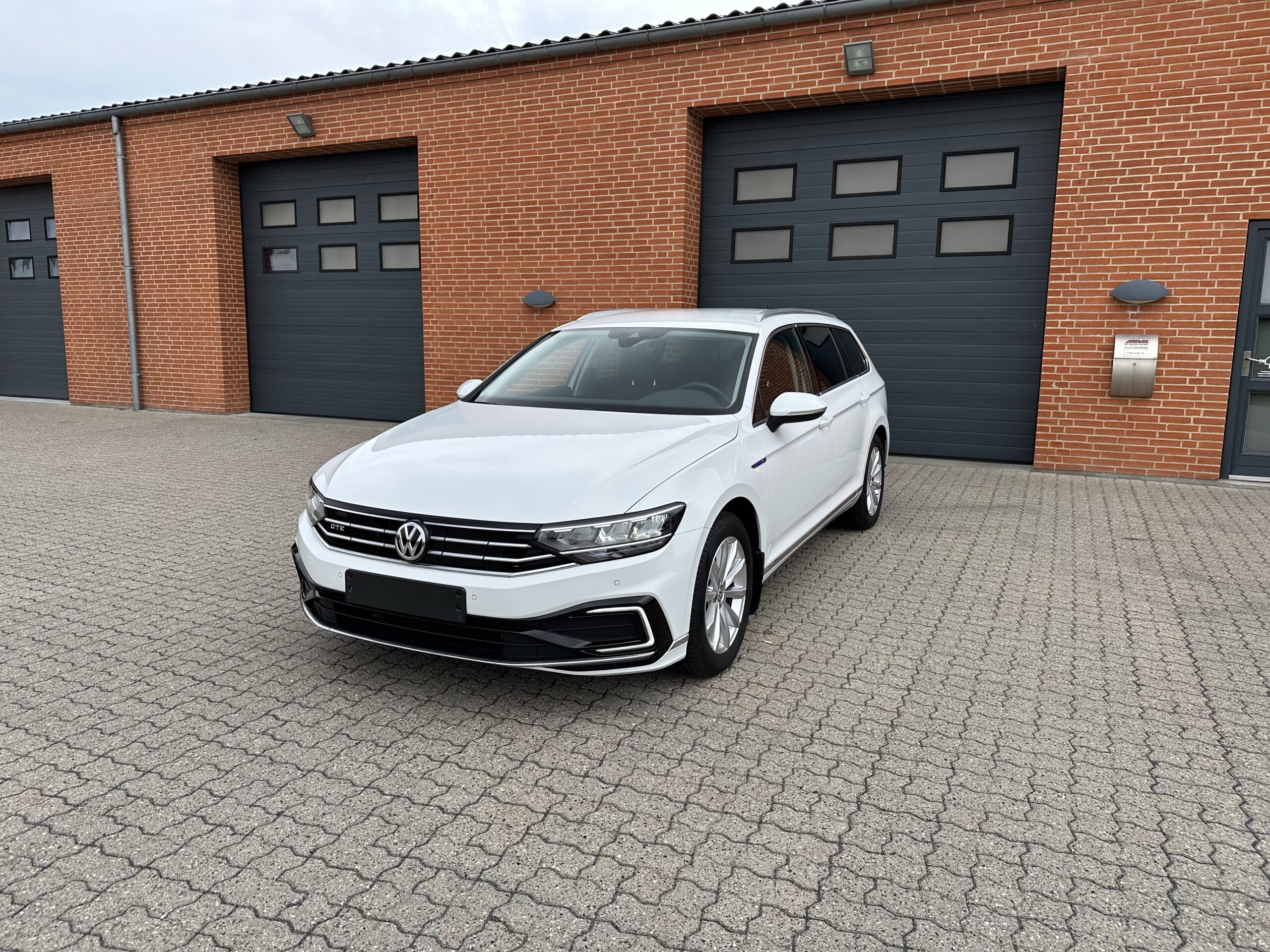 VW Passat GTE Variant DSG