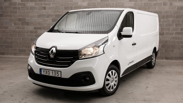 Renault Trafic 2,7t L2 125hk