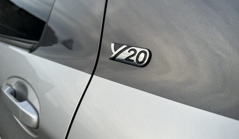 
								Toyota Yaris 1.5i Hybrid Benzine  Automaat 12Mand Garantie full									