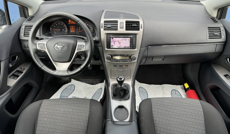 
								Toyota Avensis 1.8i Benzine Euro5 12mand Garantie full									