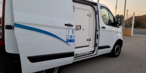 FORD TRANSIT CUSTOM ISOTERMO  2.2 TDCI AÑO 2015