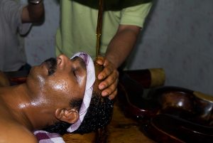 Shirodhara - een medische Ayurveda behandeling