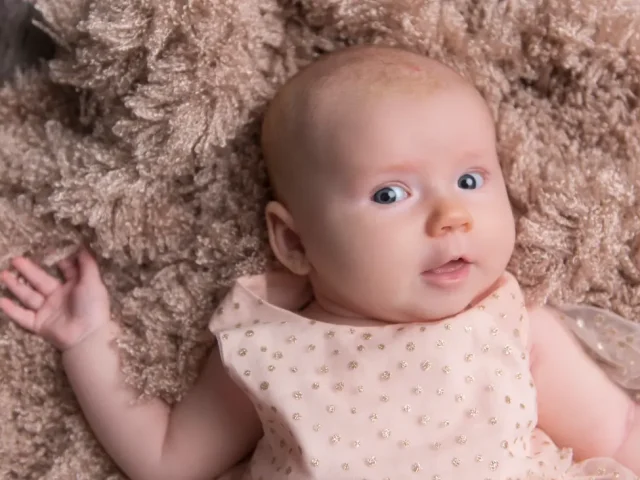 Planlæg sessionen, når din baby er mest aktiv og glad.