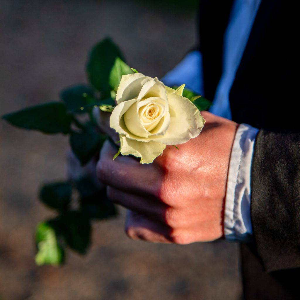 afskedsblomst-til-bisaettelse-eller-begravelse