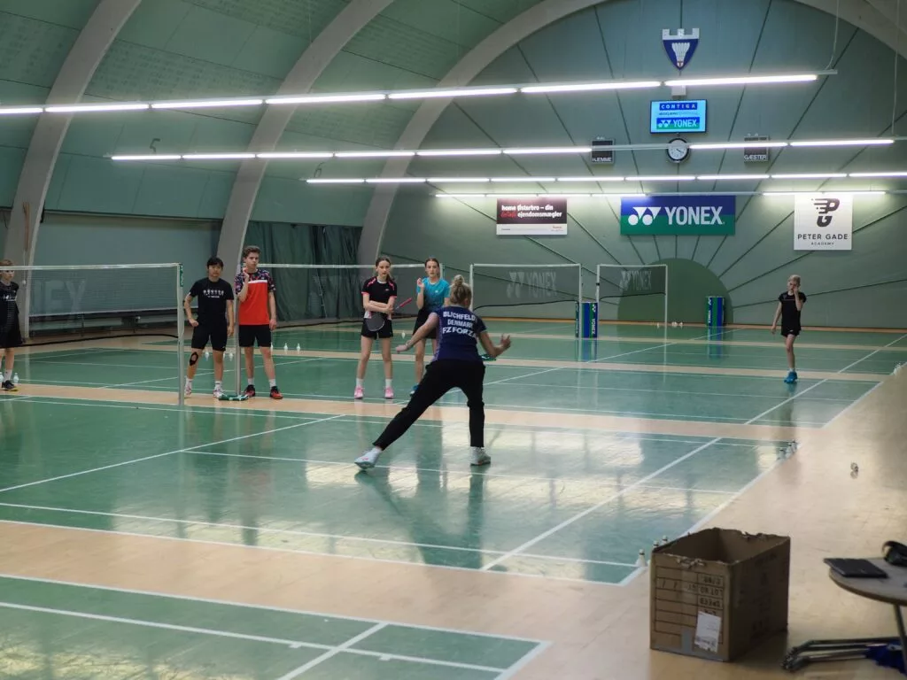 Pay and play badminton court rental in Copenhagen