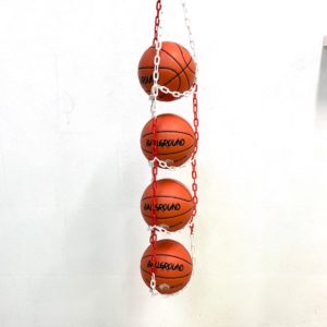 1 stk BallOnWall Hanger boldholder til 4 bolde - Rød & Hvid