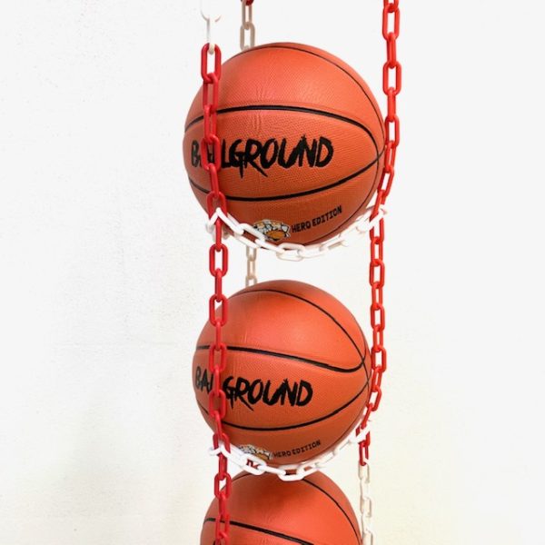 1 stk BallOnWall Hanger boldholder til 4 Basketbolde - Rød