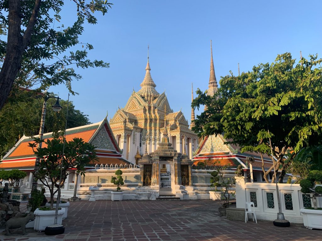 Oversete Wat Pho lige syd for Grand Palace