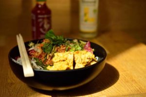 noodle salad tofu