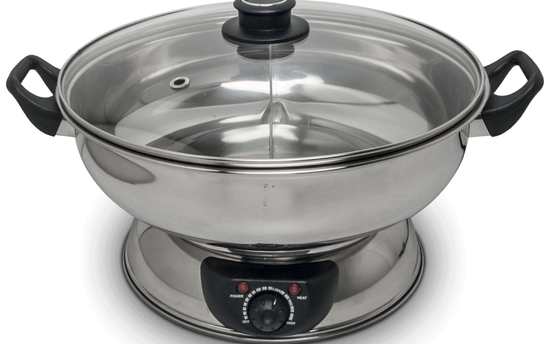 Electric hot pot with 2 compartments