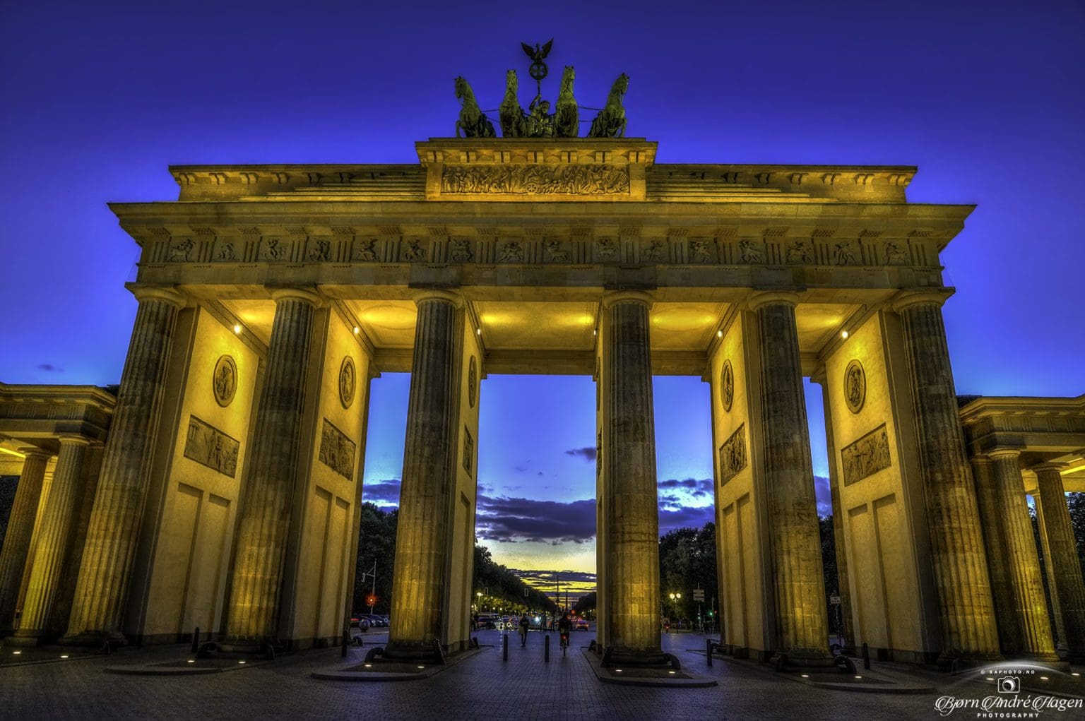 Brandenburger Tor night October 2021