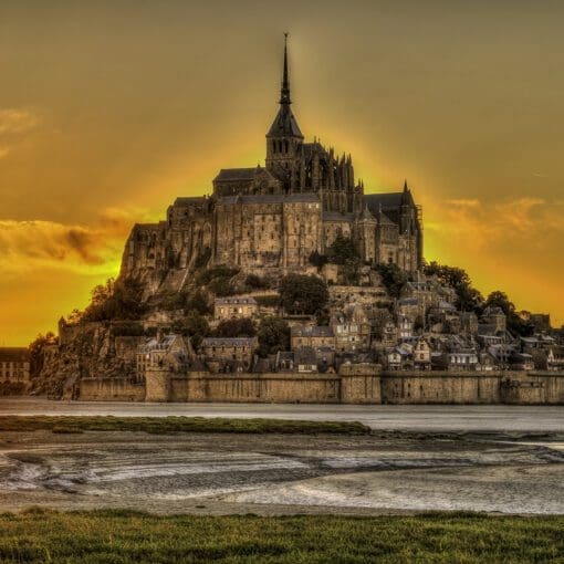 Mont Saint Michel Sun down