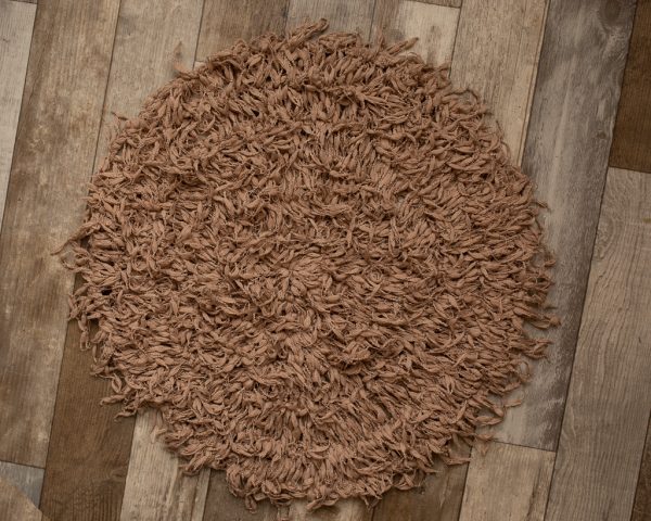 Sandstein brun fyll nyfødtfotografering
