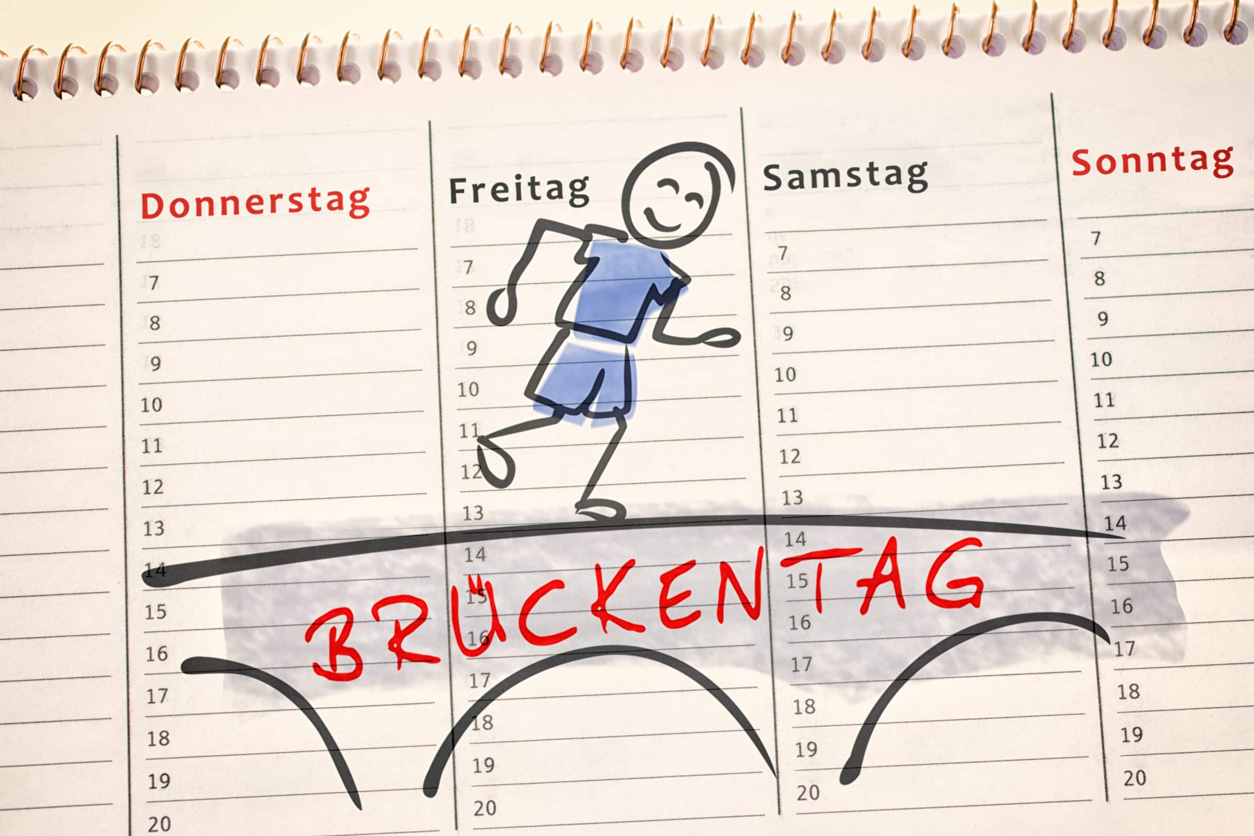 Wie halte ich mein Unternehmen an Brückentagen erreichbar?