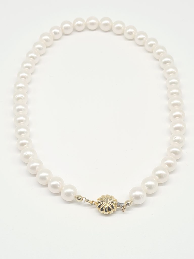 White Pearl Necklace