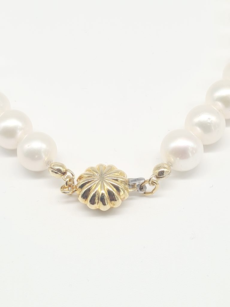 Akoya White Pearl