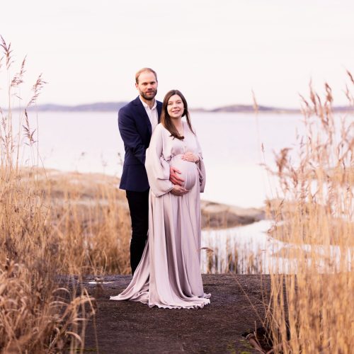gravidfoto Göteborg En avslappnad gravidfotografering för par