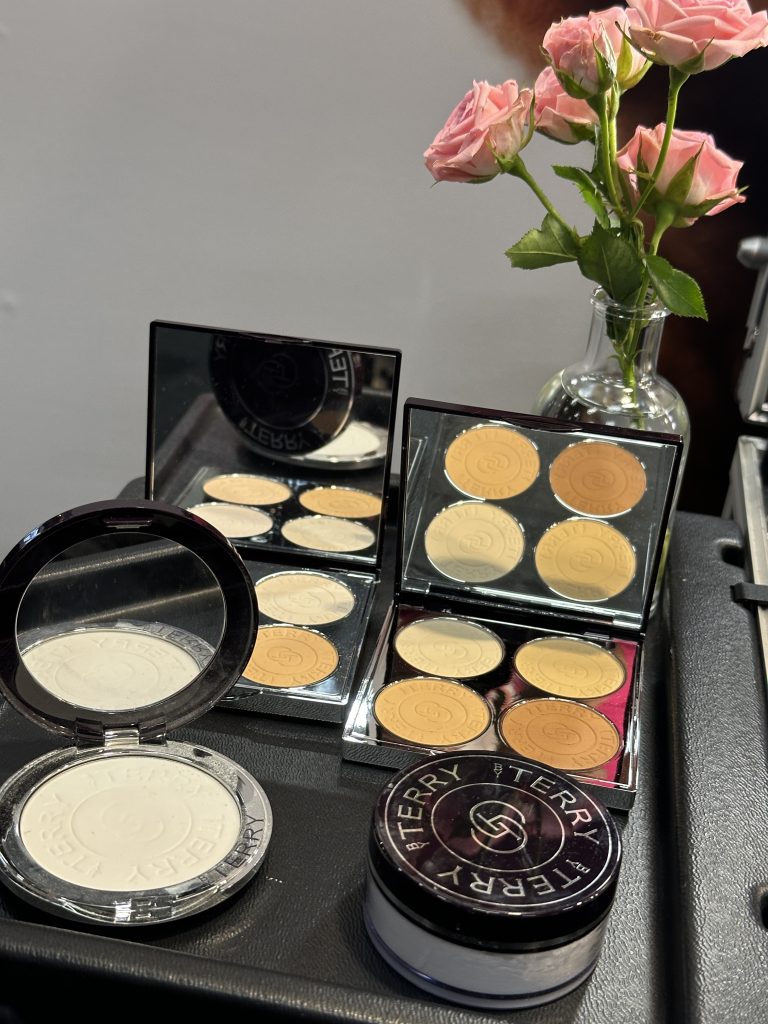 By Terry Hyaluronic Hydra-Powder och By Terry Hyaluronic Pressed Hydra-Powder