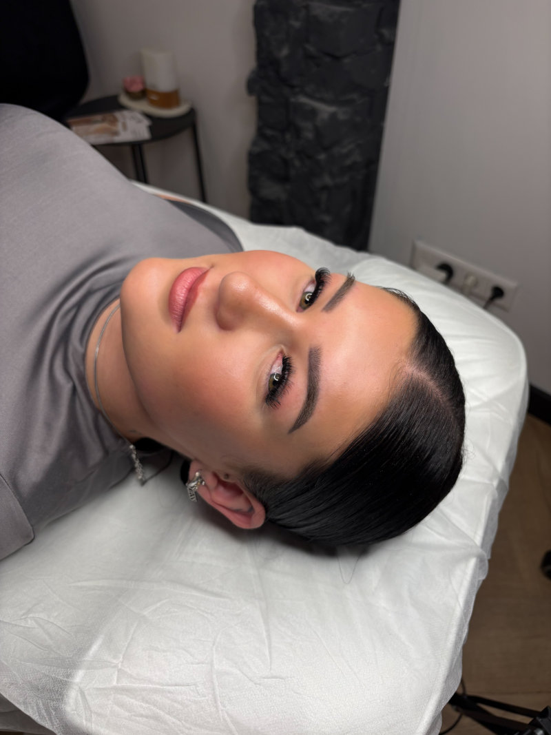 POWDER BROWS NAOMI