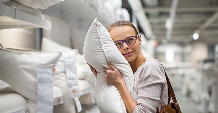 What to Look for Before Buying a Pillow