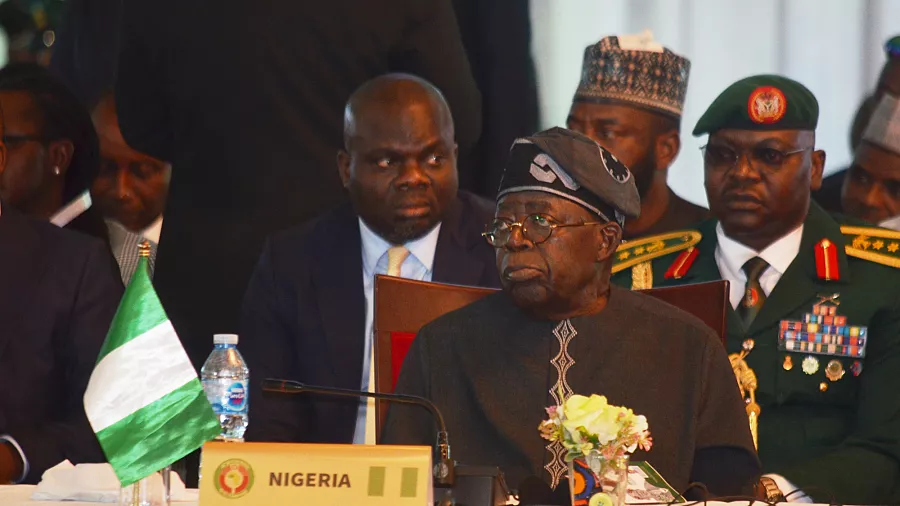 Nigeria 2027 : Tinubu assume et relance