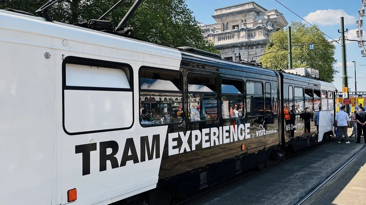 Bruxelles : Le Tram Experience signe son grand retour gourmand