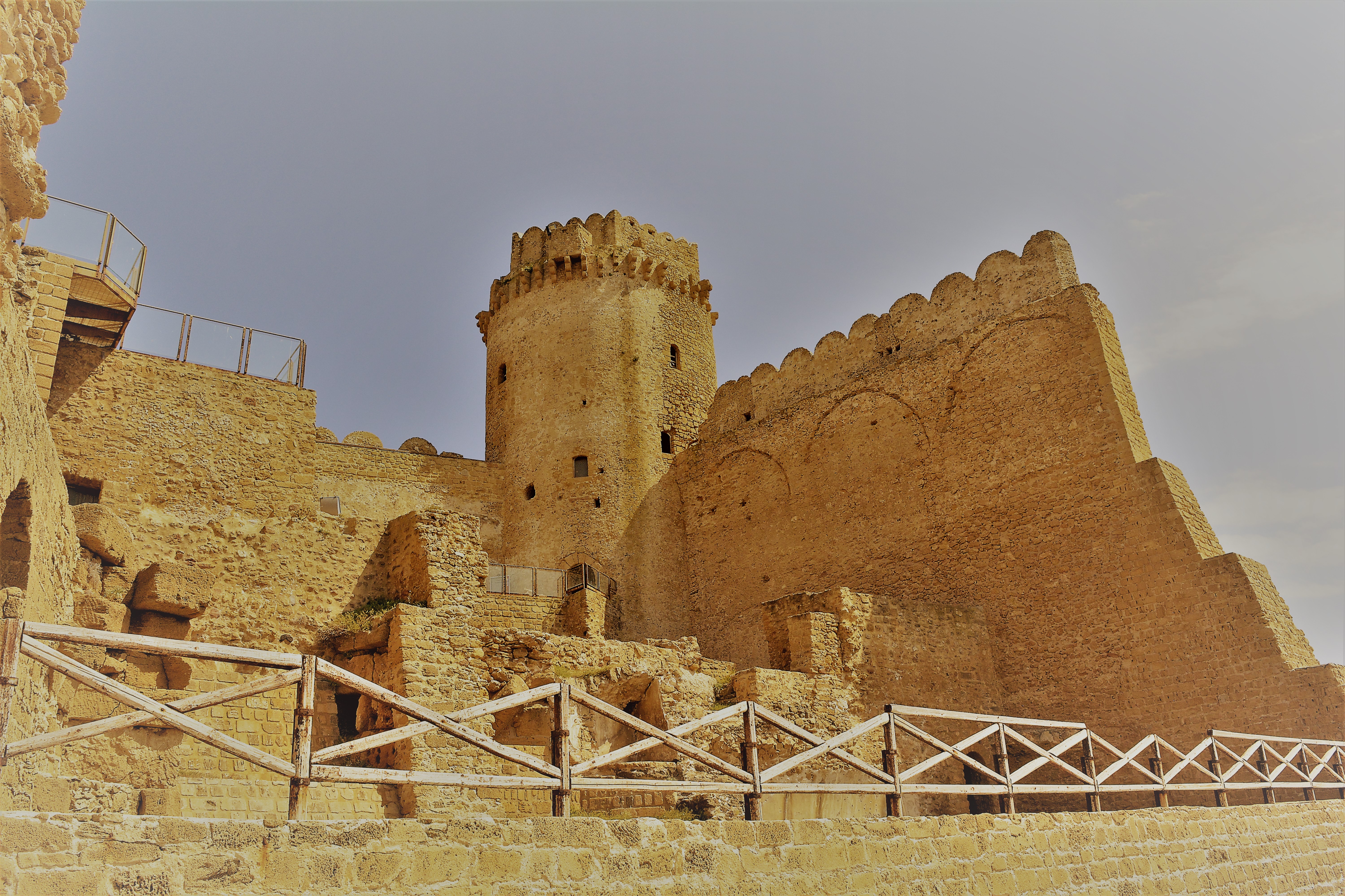 Aragonese Castle