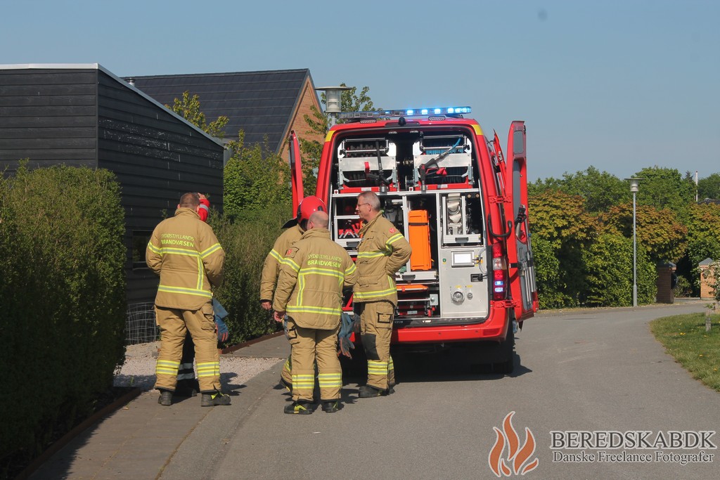 13/05-18 Brand i carport, Skovbakken, Brædstrup