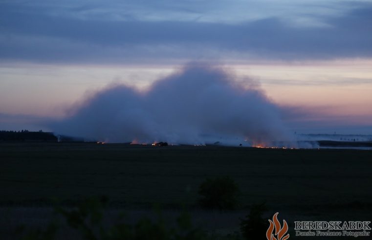 25/05-18 Voldsom brand hærger Randbøl Hede