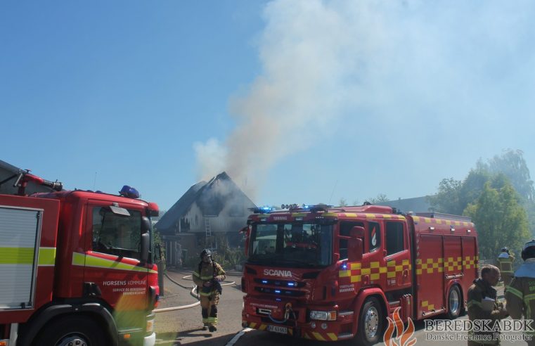 30/06-18 Brand i villa gav en del røgudvikling, Annasmindevej Horsens