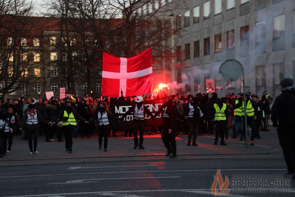 03/04-21 Demostration i Århus