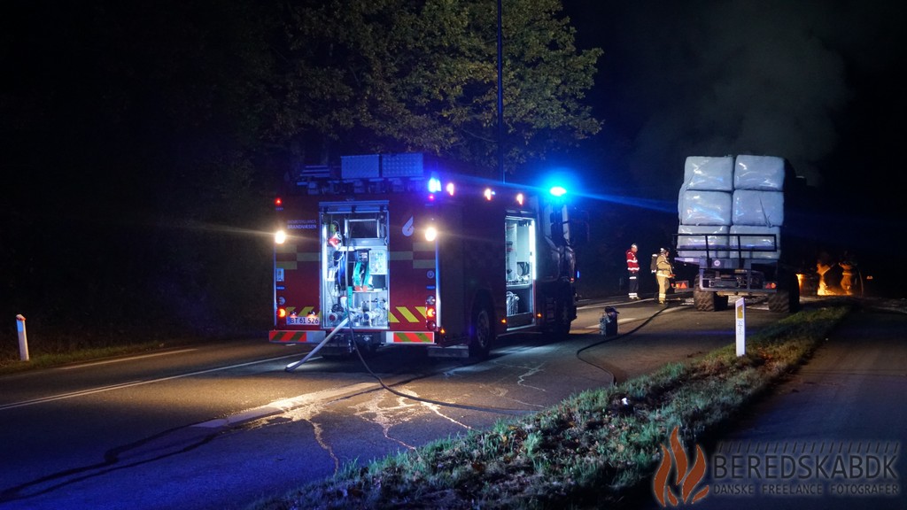 29/10-21 Brand i landbrugsredskab på Skanderborgvej ved Nim