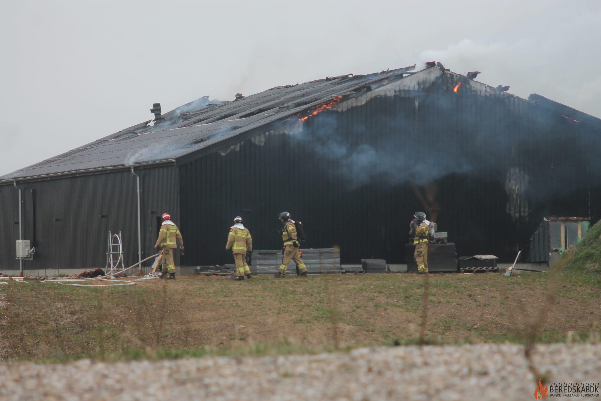 15/04-22 Brand i lager på Potmosevej i Østbirk